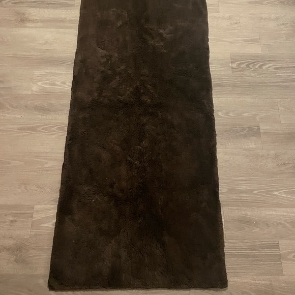 RH Brown Bath Rug - Picture 2 of 5